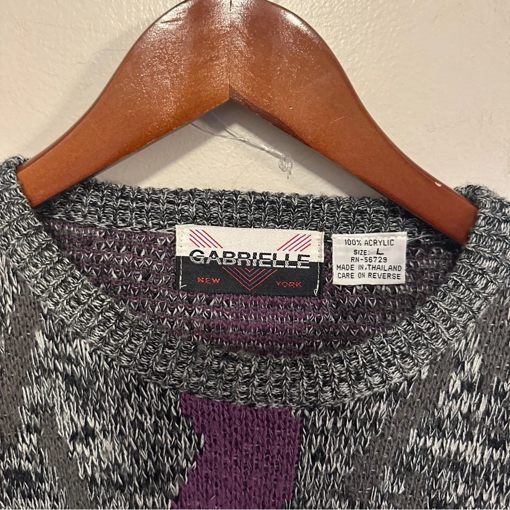 Vintage Striped Crewneck Sweater - Picture 4 of 7